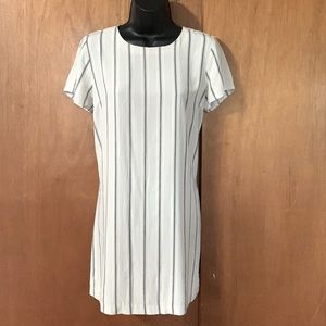 Junior dress from F21